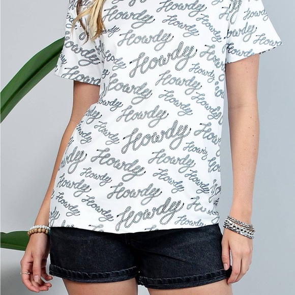 Howdy T - Picture 2 of 3